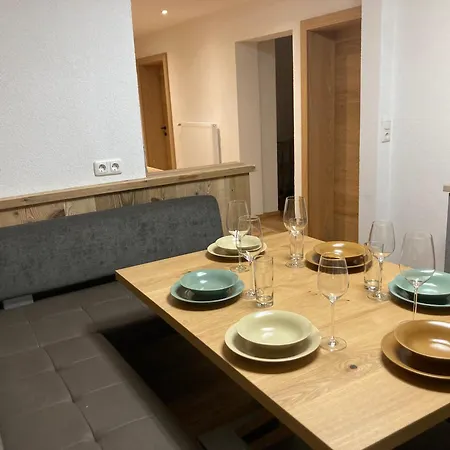 Alpenhof Huber Apartment Pettneu am Arlberg